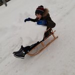 Powiększ zdjęcie: FilipDanielewicz_3c_Już pędzę z nową dostawą śniegu.jpg