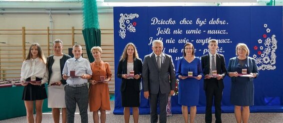 z27521371V,Bialystok--W-srode--1-wrzesnia--podczas-uroczystej.jpg